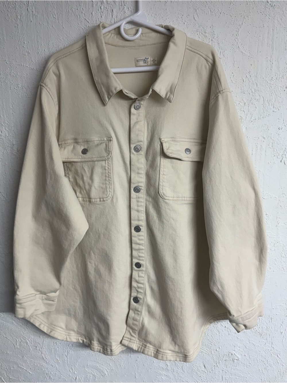 Terra & Sky Women's Plus Size Beige Cotton Denim Shacket w Chest Pockets Size 4X